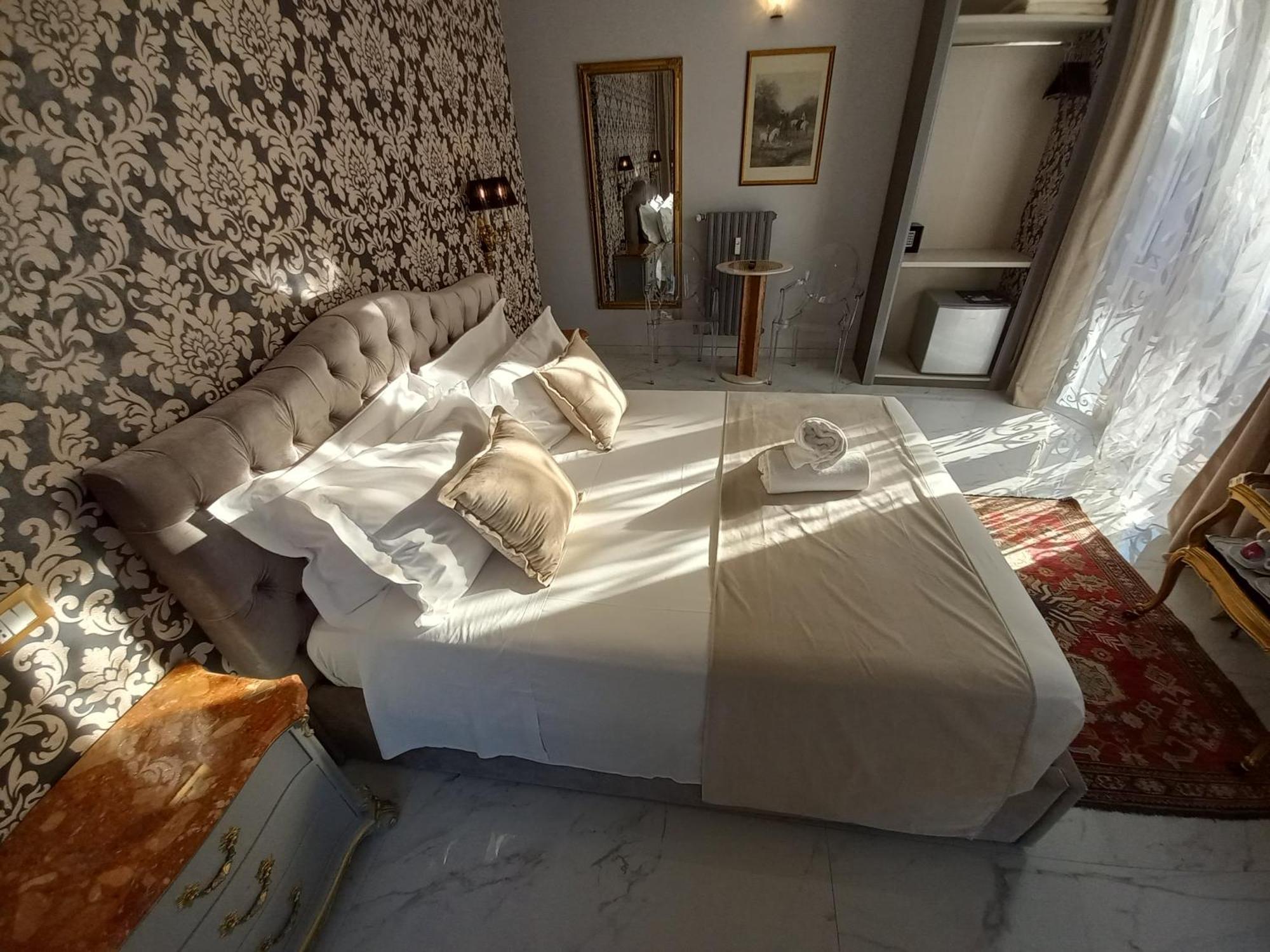 Dorolea Rooms Torino Centro Zewnętrze zdjęcie