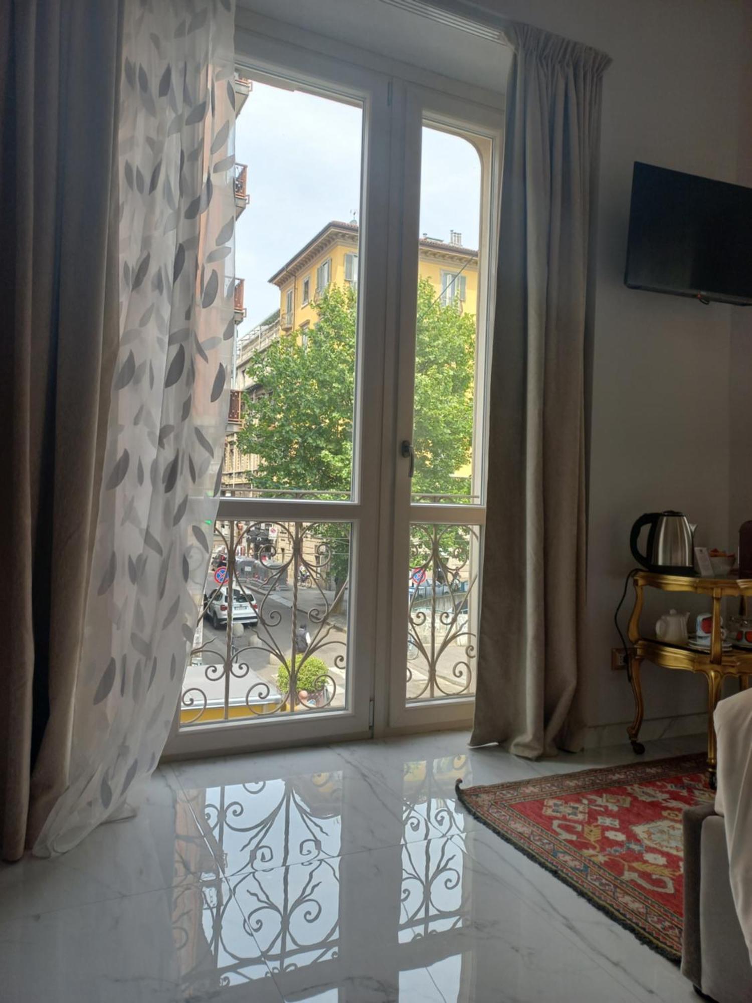 Dorolea Rooms Torino Centro Zewnętrze zdjęcie